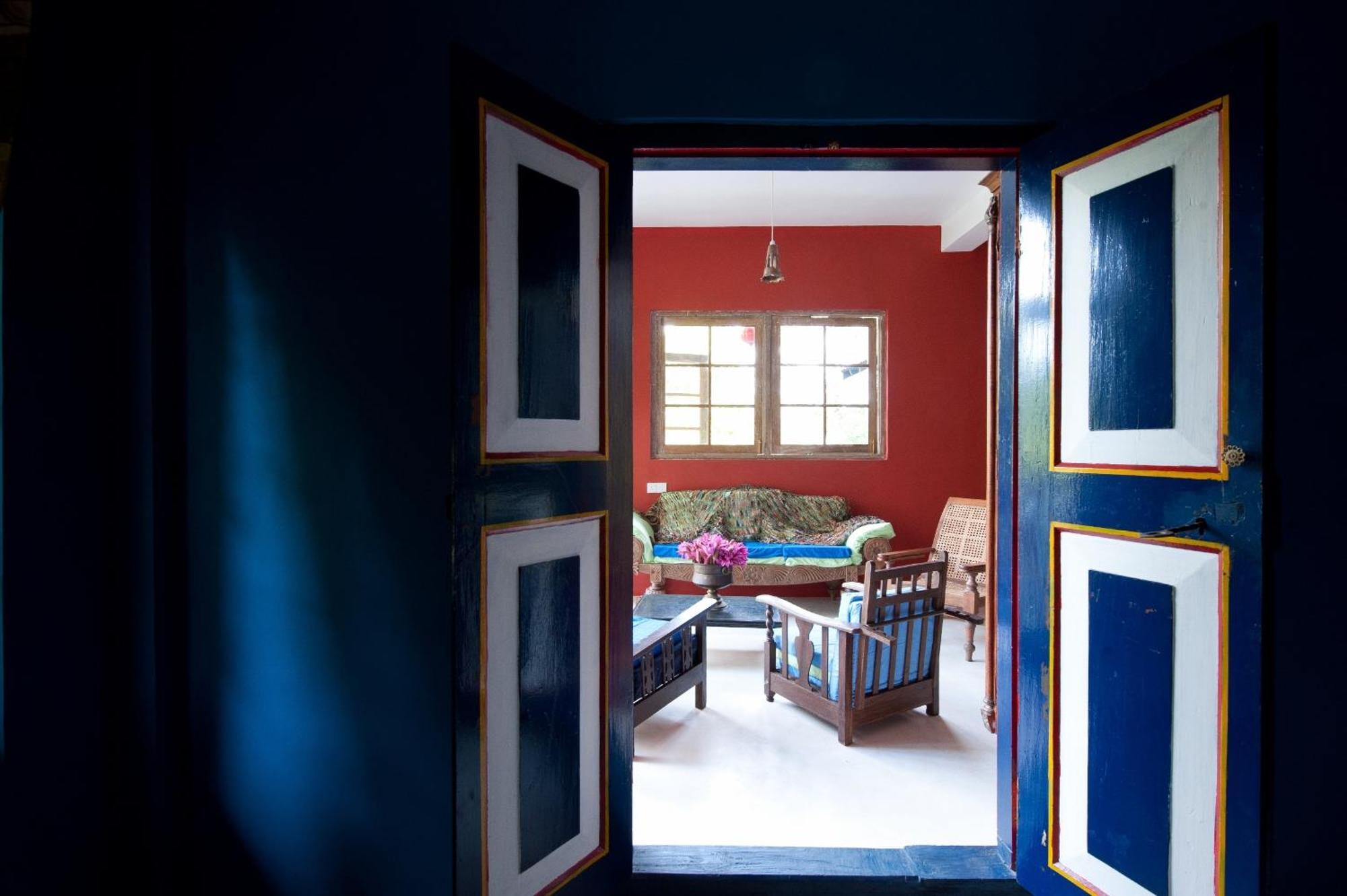 The Kandy Samadhicentre Narampanawa Bilik gambar